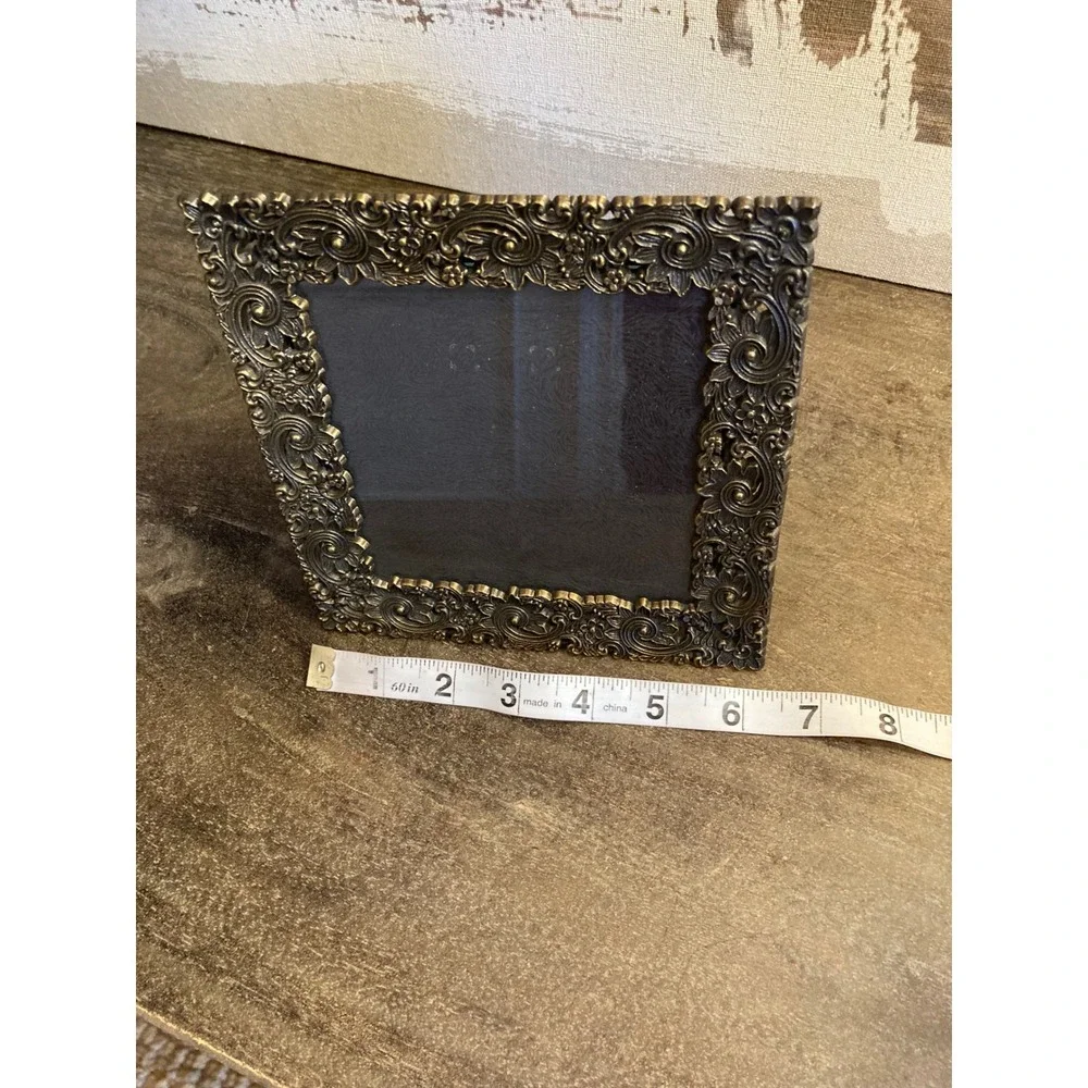 unbranded ornate tabletop